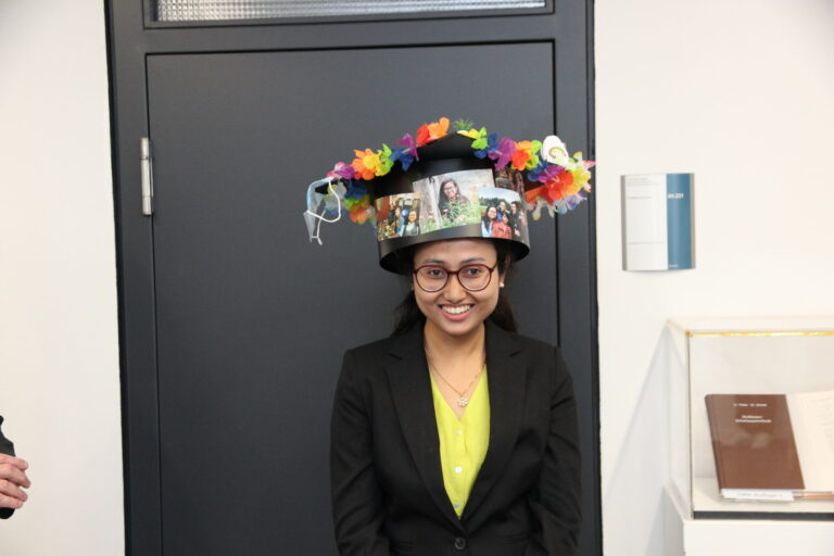 Wir gratulieren Niharika Gogoi zur erfolgreichen Promotion